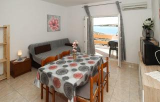 Lovely Apartment In Kustici With House Sea View - 8
