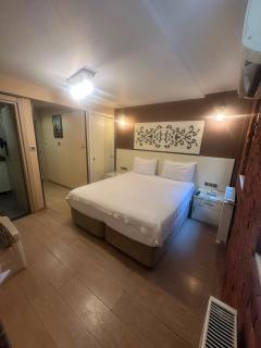 Rooms Inn Taxim - 9