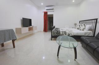 Chalong Pool Courtyard - 4