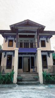 Town Guesthouse & Coffee Eatery - 0