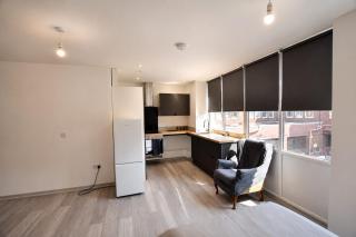Stylish Flat in Peterborough Centre - 0