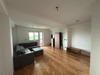 Modern Cozy Studio - with city view - 3