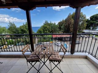 Cozy apartment with a great view! B - 5