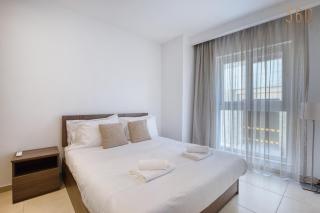 Beautiful 2 Bedroom Apartment with Balcony in Sliema Centre - 7