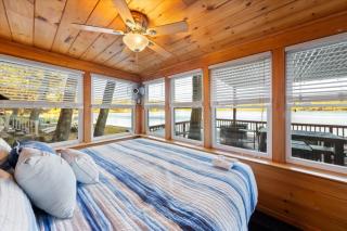 Waterfront w/ Prvt Dock & Firepit | Sleeps 8 - 7