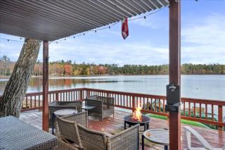 Waterfront w/ Prvt Dock & Firepit | Sleeps 8 - 4