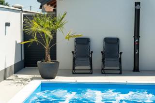 Villa Azure Sea - 7