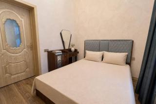 Cozy 1 Bedroom Apartment in Heart of Baku City - 3
