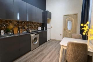 Cozy 1 Bedroom Apartment in Heart of Baku City - 2