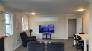 Tauranga Holiday Home, 2 Bedrooms, Sleep 4, Free Parking - 4
