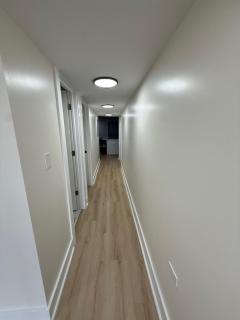 Bright Modern 2BR, Close to Downtown - 3