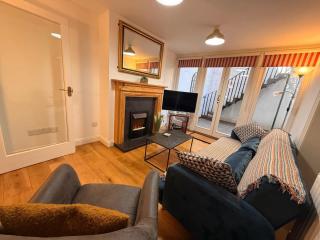 City apartment with courtyard at 11 Back Walk - Henwick - 0