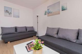 Jagiellońska Apartment Przymorze Beach by Noclegi Renters - 1