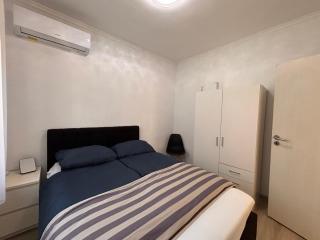 Leander House - 1
