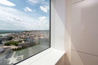 Panorama Escape 26th Floor - Castle & City Views - 3