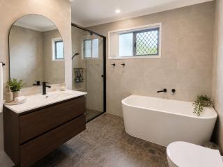 Calamvale Comfort - Close to Sunnybank & Garden City - 2