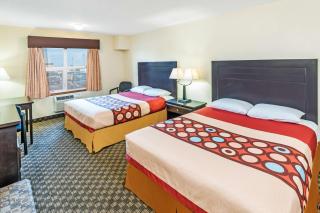 Super 8 by Wyndham Calgary/Airport - 7