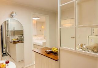 Yongsan Haebangchon, Namsan Tower, Itaewon Street, 10-minute walk to the subway, 15 minutes to Hongdae - 5
