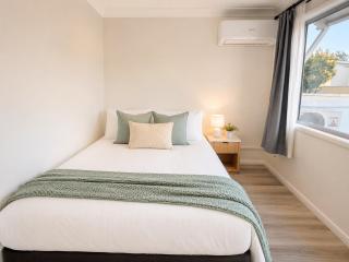 Calamvale Comfort - Close to Sunnybank & Garden City - 4
