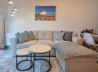 Starowiejska Apt - Terrace, Parking - by Rentujemy - 2