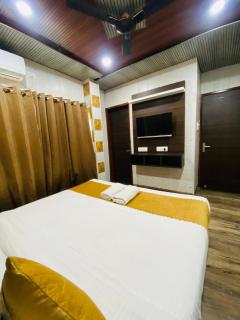 Riviera inn with ganga view - 2