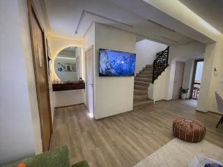 Tifawin Family House Agadir - 1