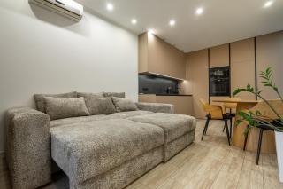 3-143 Central Park, John McCain 7, Kyiv centre, fantastic city view, 15 kW backup power, Petrovdom Apartment - 2