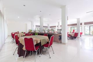 Urbanview Hotel Tridaya Cisarua Puncak - 2
