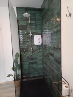 Killarney Townhouse - Guest Apartment Suite - 1