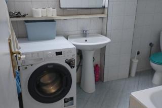 Center Apartment-Sleeps5-Balcony-Live neighborhood - 3