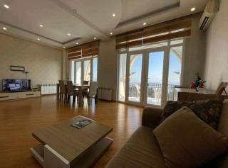 Mayden Tower apartment - Bakoe - 7