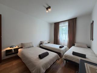 Apartment Ana Pool Residence - 3