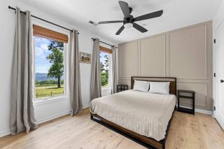 Mountain Views w Hot Tub 95 TV & Trail Access - 7