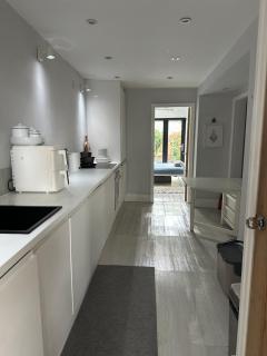 Beach Flat Lytham St Annes - 8
