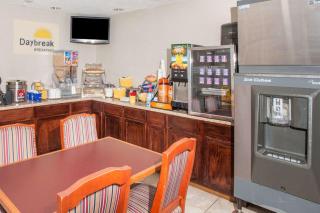 Days Inn by Wyndham Fort Wayne - Fort Wayne - 4