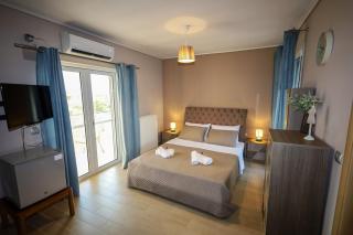 Aura Kyparissia 3' from beach 3BR Villa - 1