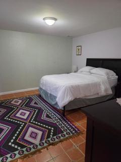 Two bedroom basement apartment in quiet neighborhood - 5