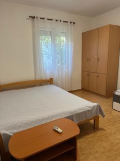 Coral Apartments - 7