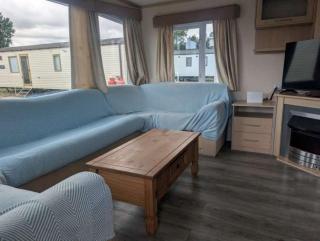 Seaside Adventure - 2 bedrooms sleeps 6 - 8