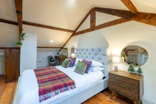 Little Apple Cottage- Free Parking, Hot tub, Fire, Town Centre - 5