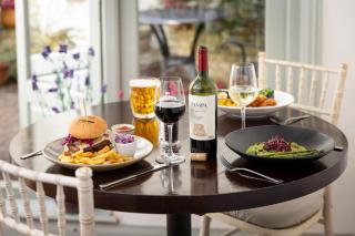 Best Western Red Lion Hotel - 8