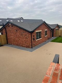 New Build Luxury Peaceful Bungalow Countryside View - 8