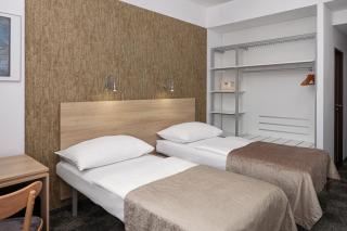 Hotel Ambiance - 9