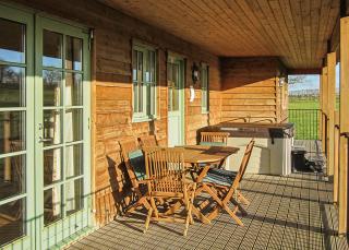 Oak Farm Lodges - 9