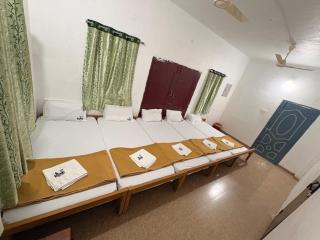 kamalavel mahal and rooms - 2