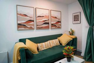 Ground Floor Apartment Sleeps 4 Parking - 6