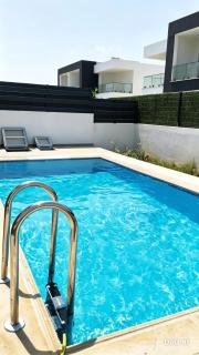Twinsalamis Luxury 3 Bed Villa Private Pool Free Parking Weekly Offer - 2