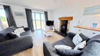 Brigg View Cottage - Seaview and Balconies - Part of the The Bay Filey Holiday Village with pool, gym and direct beach access, pub, restaurant, tennis and meadows walks - 5
