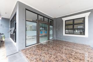 RedDoorz Near Alun Alun Slawi - 7