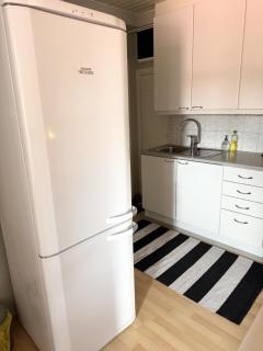 Rautatien ullakkohuoneisto - 1
